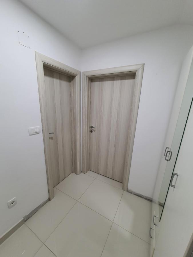 Apartman Tolosi 2 Podgorica Exterior photo